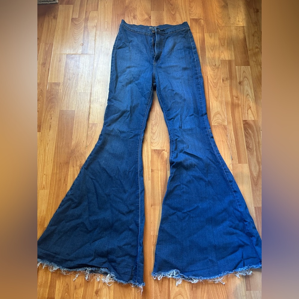 Women's Flared Blue Jeans